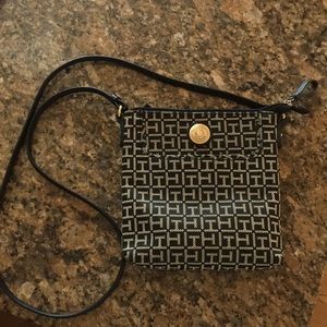 Tommy Hilfiger cross body purse